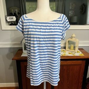 CHELSEA & Theadore Women’s Top